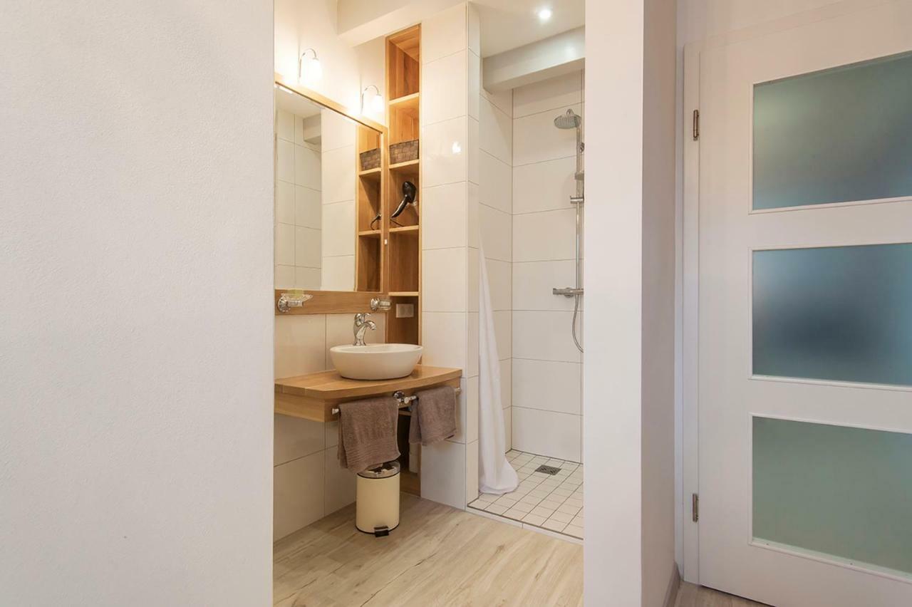 La Maison au Vert Melincourt Extérieur photo